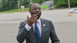 Blue city mayor nearly kidnapped before claiming city is getting safer: police