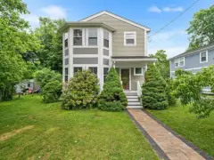 Home of the Week: Three-level living in Norwood